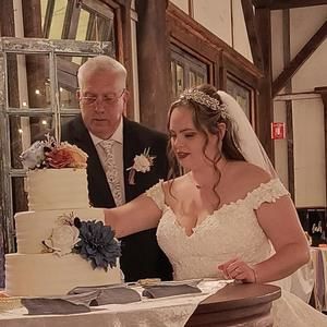 Meet your Posher, Squeegee